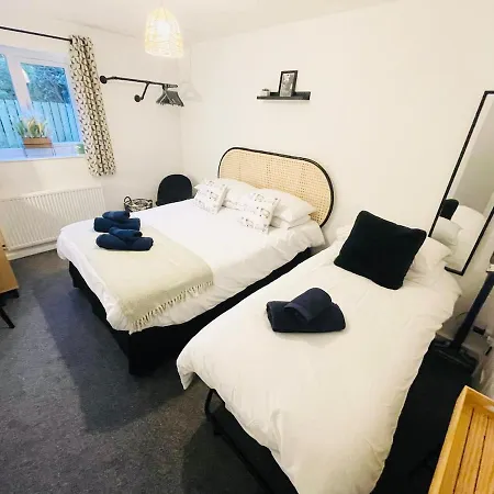 公寓 Cosy & Chic Dog Friendly Apartment,