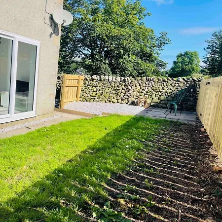 Cosy & Chic Dog Friendly Apartment, * Settle